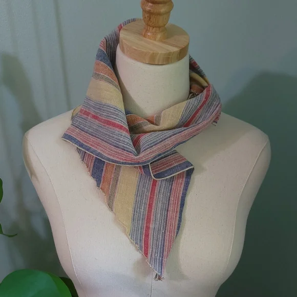 Vintage Scalloped Boho Scarf Handkerchief - Picture 4 of 7